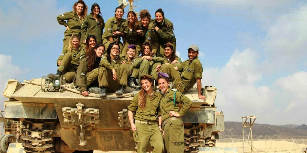 Israeli Army to Train Women to be Tank Commanders