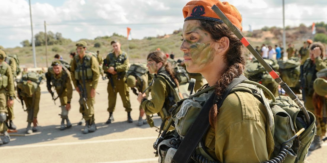 Israeli Female Combat Soldiers Complete Their Training