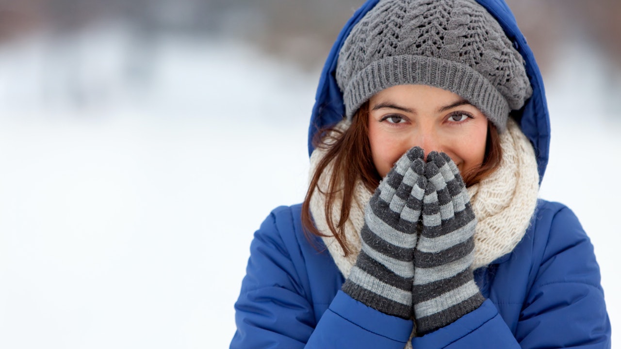 Israeli Study: Why Women Feel Colder Than Men
